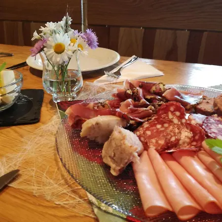 Wieser Hütte Stockenboi
